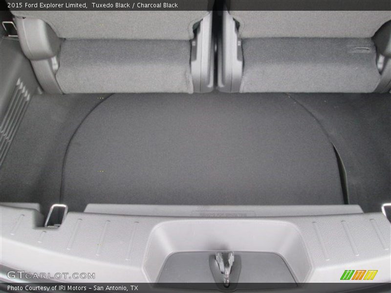 Tuxedo Black / Charcoal Black 2015 Ford Explorer Limited