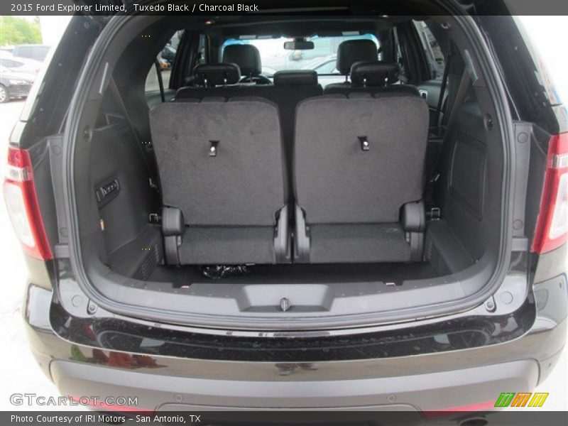 Tuxedo Black / Charcoal Black 2015 Ford Explorer Limited