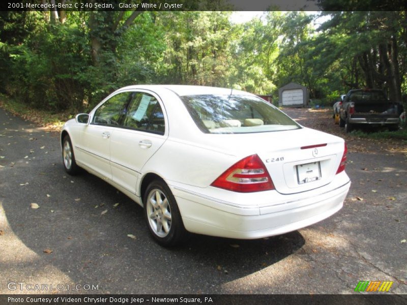 Glacier White / Oyster 2001 Mercedes-Benz C 240 Sedan