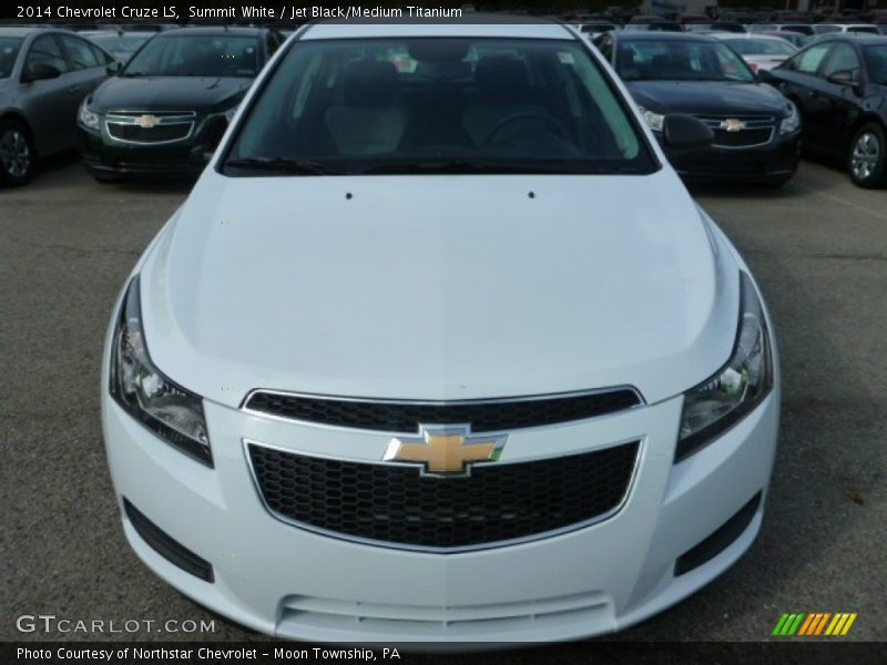 Summit White / Jet Black/Medium Titanium 2014 Chevrolet Cruze LS