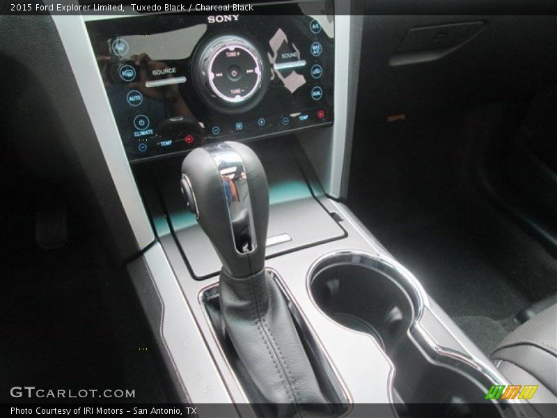 Tuxedo Black / Charcoal Black 2015 Ford Explorer Limited