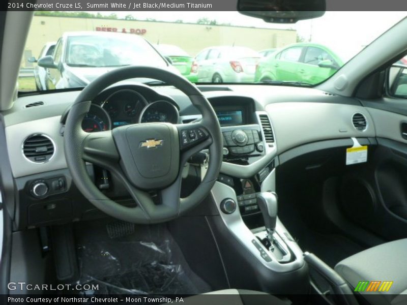 Summit White / Jet Black/Medium Titanium 2014 Chevrolet Cruze LS