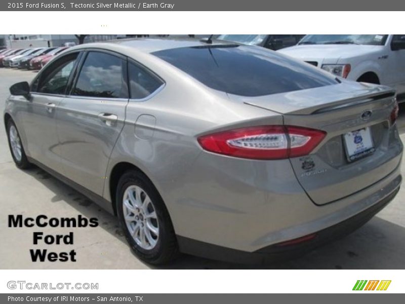 Tectonic Silver Metallic / Earth Gray 2015 Ford Fusion S