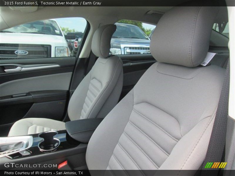Tectonic Silver Metallic / Earth Gray 2015 Ford Fusion S