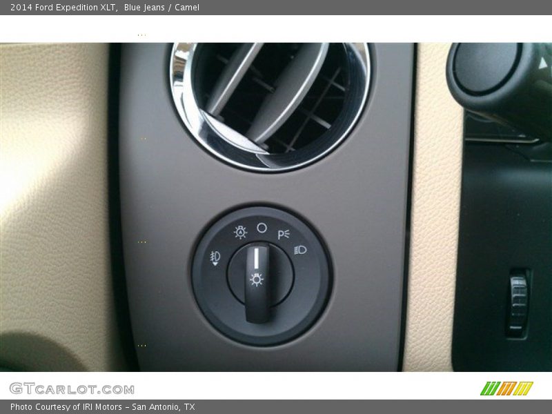 Blue Jeans / Camel 2014 Ford Expedition XLT