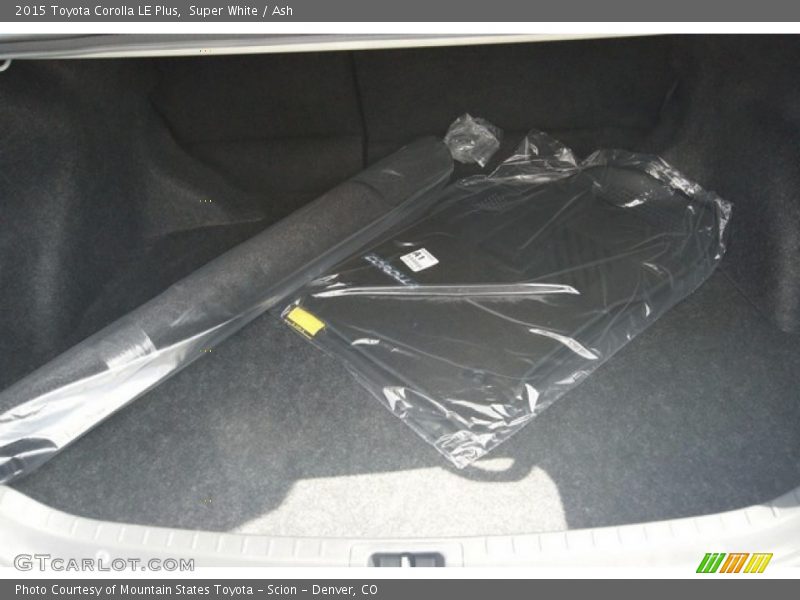 Super White / Ash 2015 Toyota Corolla LE Plus