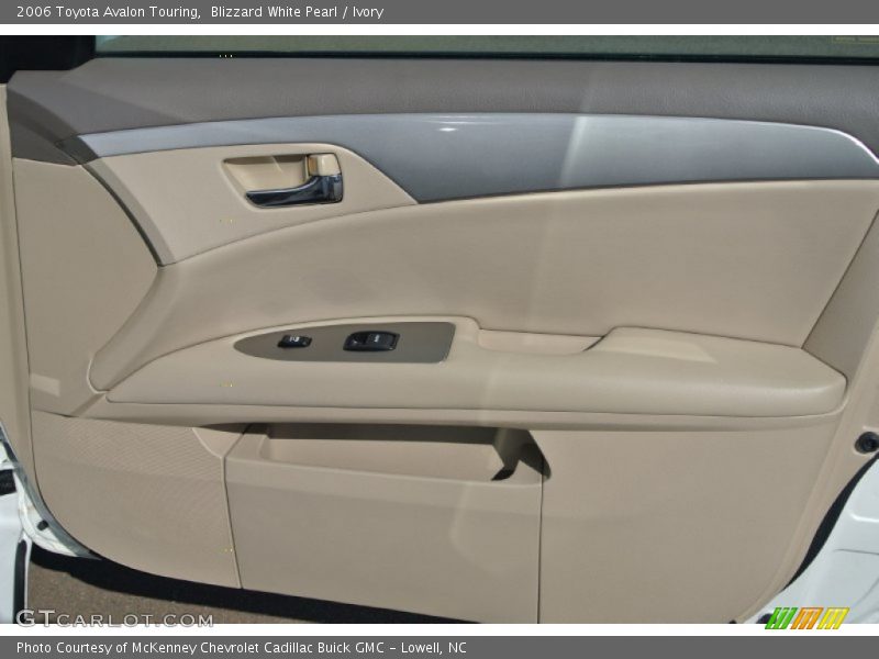 Blizzard White Pearl / Ivory 2006 Toyota Avalon Touring