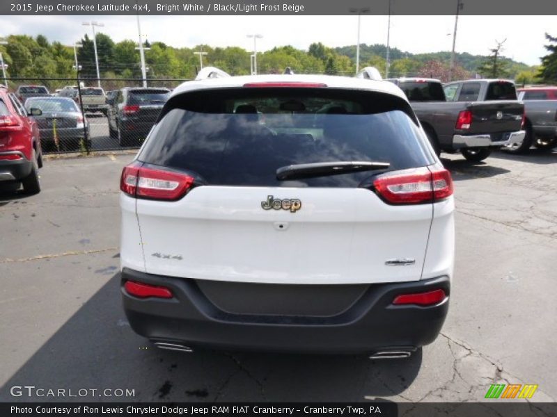 Bright White / Black/Light Frost Beige 2015 Jeep Cherokee Latitude 4x4
