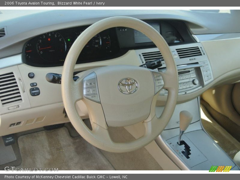 Blizzard White Pearl / Ivory 2006 Toyota Avalon Touring