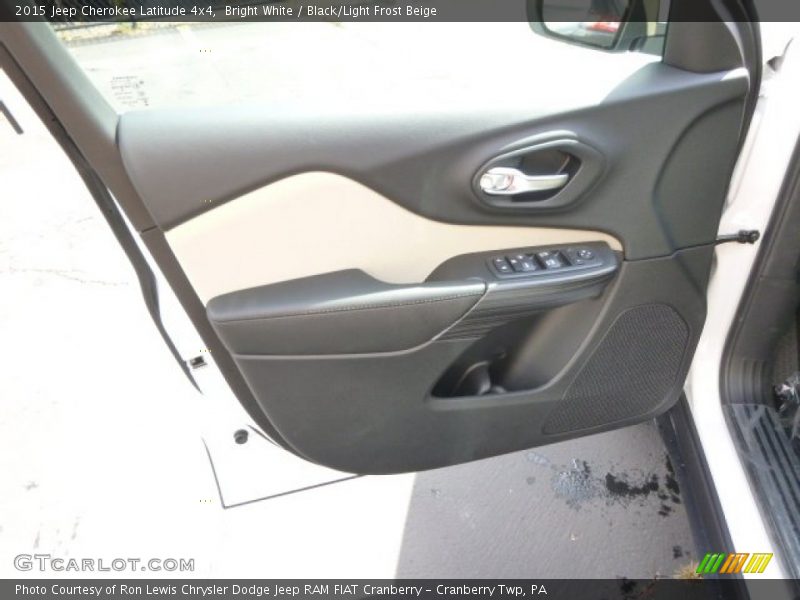 Bright White / Black/Light Frost Beige 2015 Jeep Cherokee Latitude 4x4