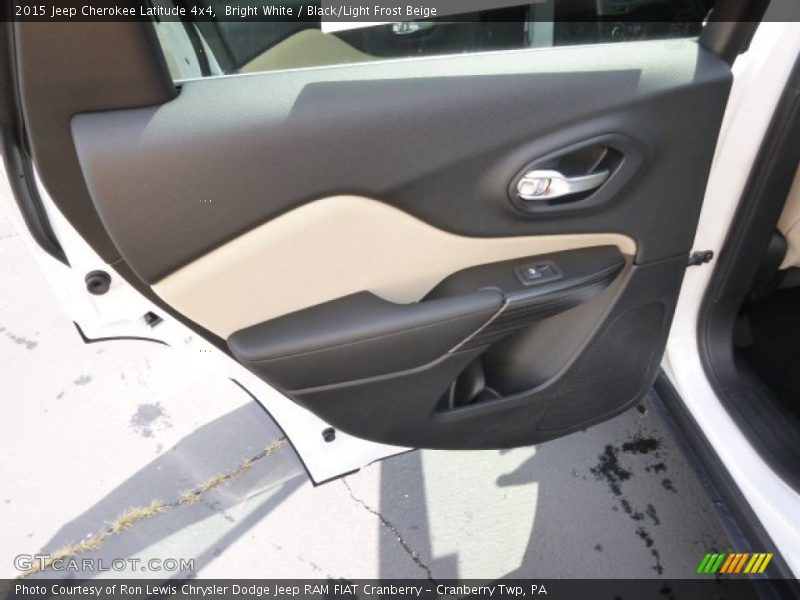 Bright White / Black/Light Frost Beige 2015 Jeep Cherokee Latitude 4x4
