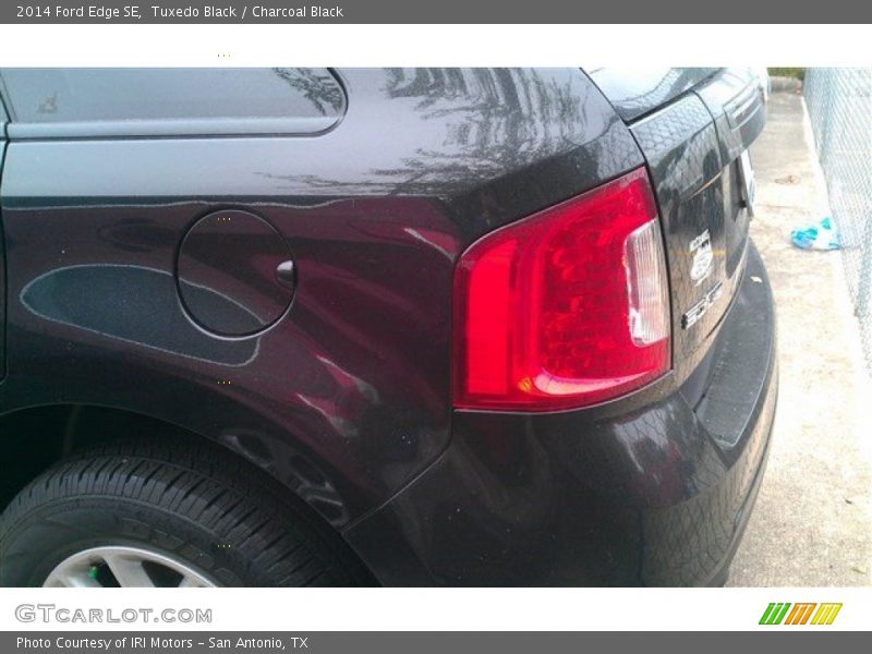 Tuxedo Black / Charcoal Black 2014 Ford Edge SE