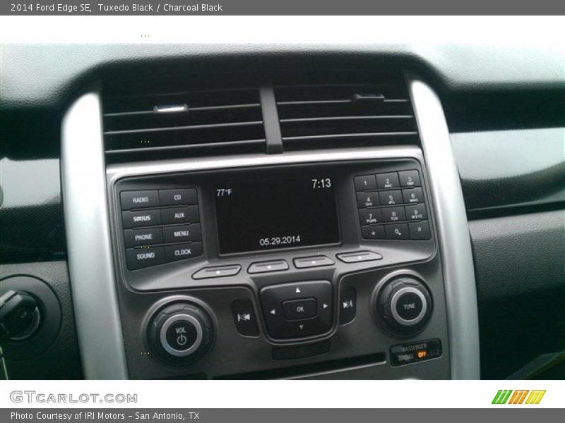 Tuxedo Black / Charcoal Black 2014 Ford Edge SE