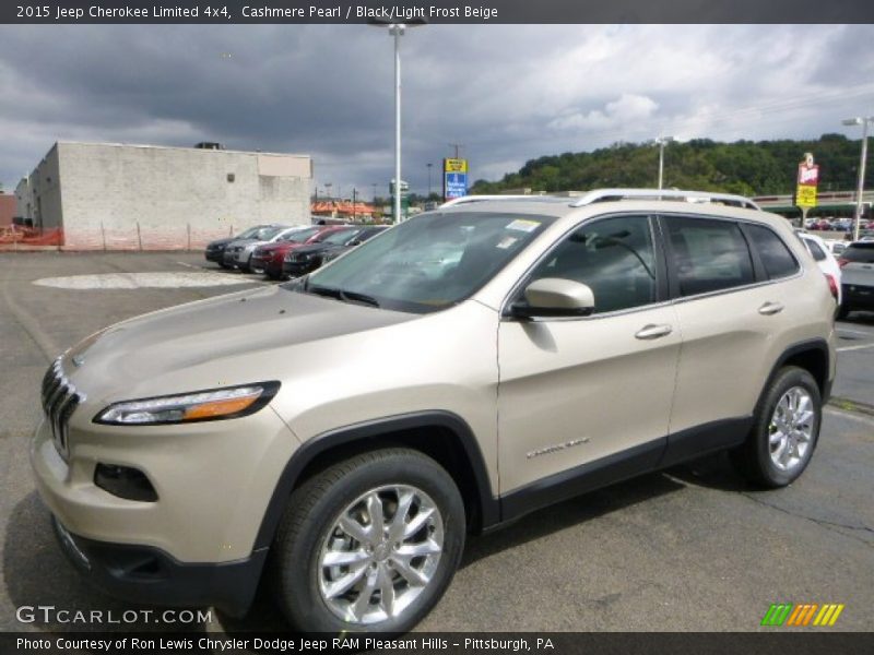 Front 3/4 View of 2015 Cherokee Limited 4x4