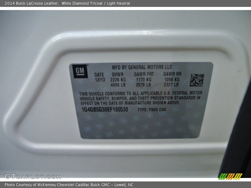 White Diamond Tricoat / Light Neutral 2014 Buick LaCrosse Leather