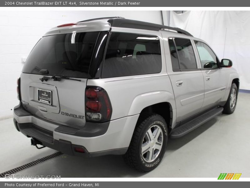 Silverstone Metallic / Dark Pewter 2004 Chevrolet TrailBlazer EXT LT 4x4
