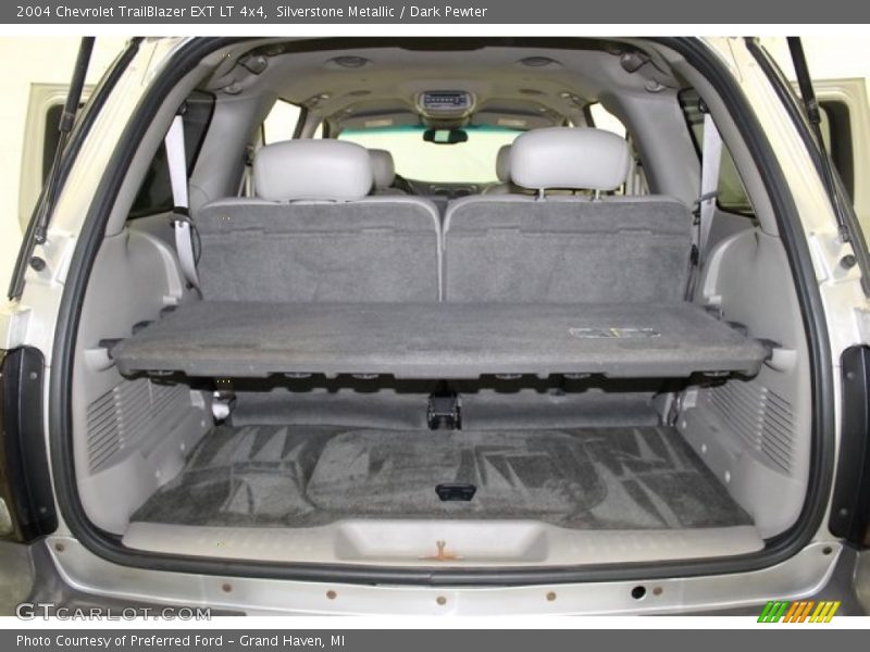 Silverstone Metallic / Dark Pewter 2004 Chevrolet TrailBlazer EXT LT 4x4
