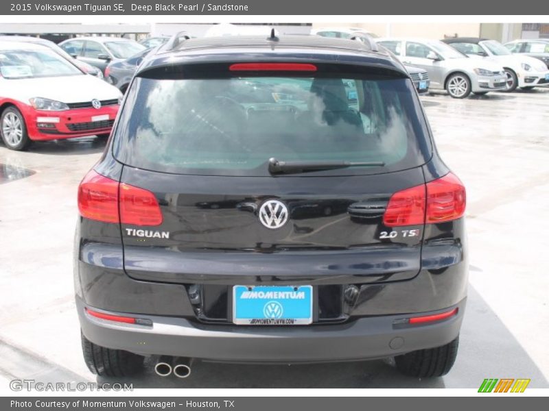 Deep Black Pearl / Sandstone 2015 Volkswagen Tiguan SE