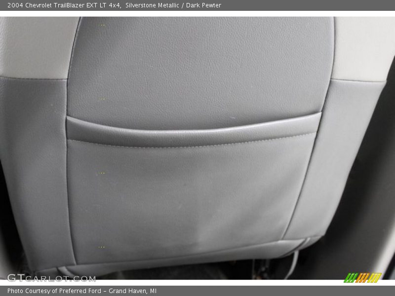 Silverstone Metallic / Dark Pewter 2004 Chevrolet TrailBlazer EXT LT 4x4