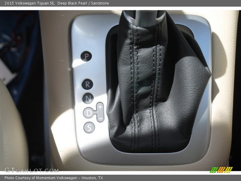 Deep Black Pearl / Sandstone 2015 Volkswagen Tiguan SE