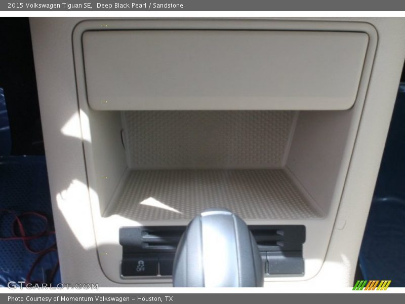 Deep Black Pearl / Sandstone 2015 Volkswagen Tiguan SE