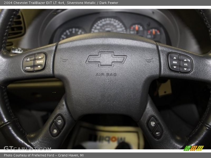 Silverstone Metallic / Dark Pewter 2004 Chevrolet TrailBlazer EXT LT 4x4