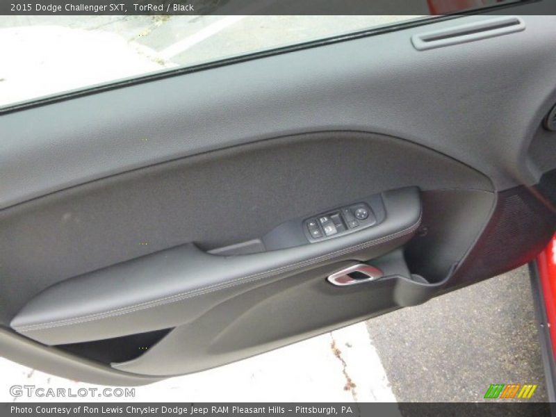 TorRed / Black 2015 Dodge Challenger SXT