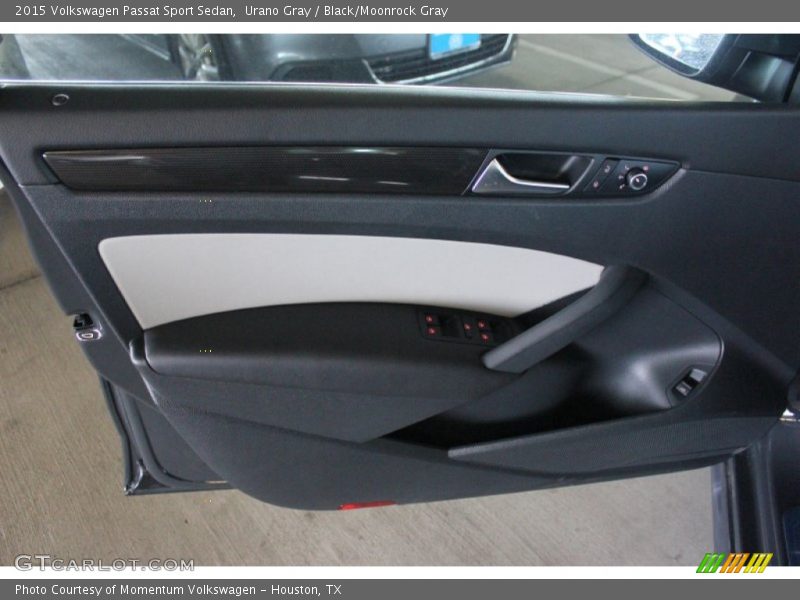 Door Panel of 2015 Passat Sport Sedan