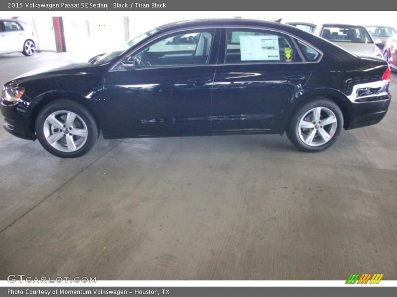 Black / Titan Black 2015 Volkswagen Passat SE Sedan