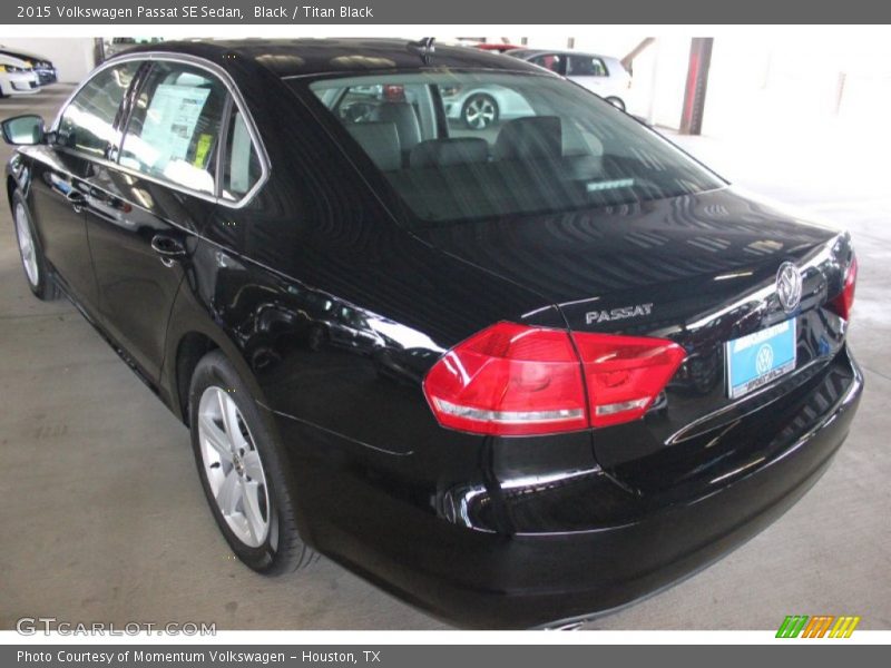 Black / Titan Black 2015 Volkswagen Passat SE Sedan