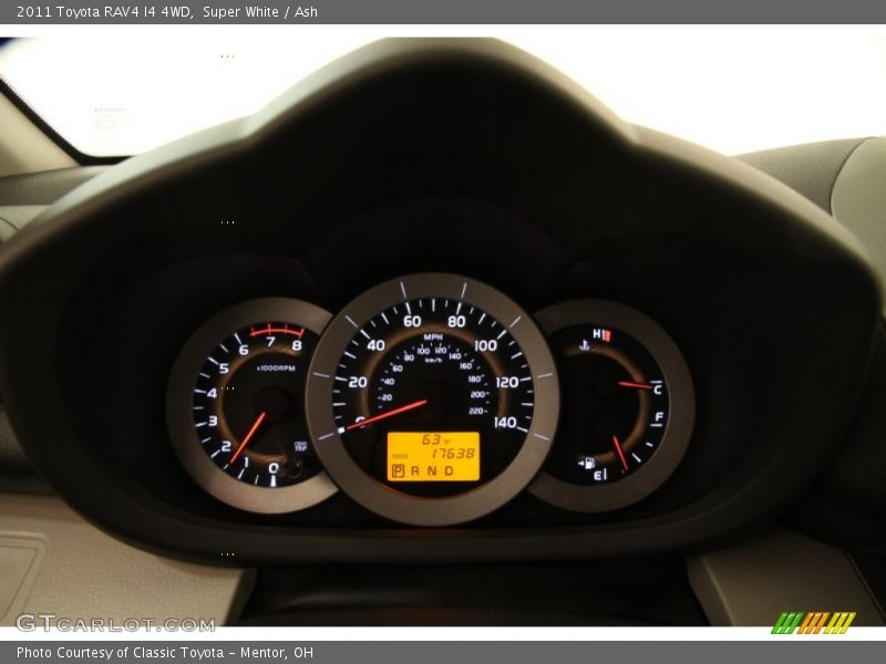 Super White / Ash 2011 Toyota RAV4 I4 4WD