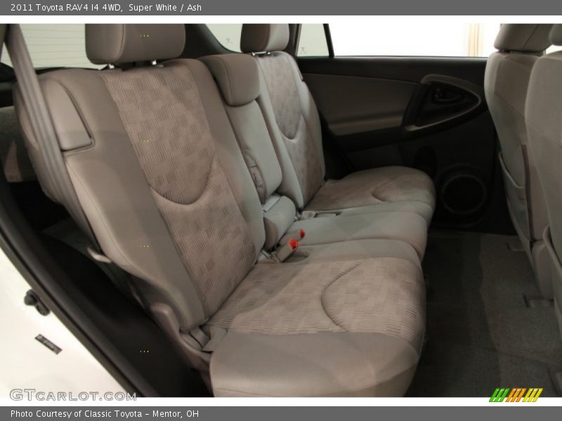 Super White / Ash 2011 Toyota RAV4 I4 4WD