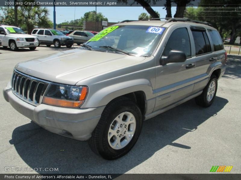 Silverstone Metallic / Agate 2000 Jeep Grand Cherokee Laredo
