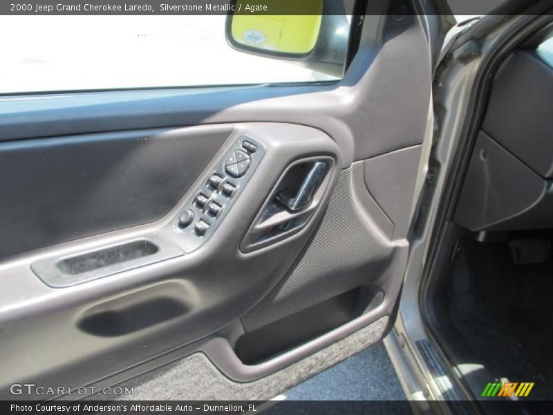 Silverstone Metallic / Agate 2000 Jeep Grand Cherokee Laredo