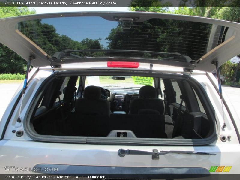 Silverstone Metallic / Agate 2000 Jeep Grand Cherokee Laredo