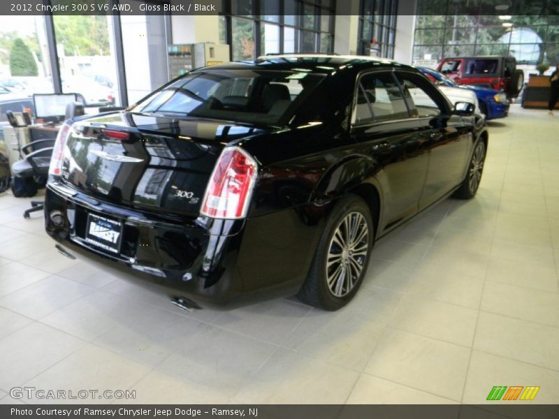 Gloss Black / Black 2012 Chrysler 300 S V6 AWD