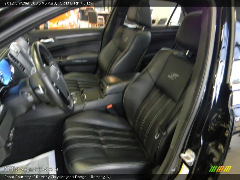 Gloss Black / Black 2012 Chrysler 300 S V6 AWD