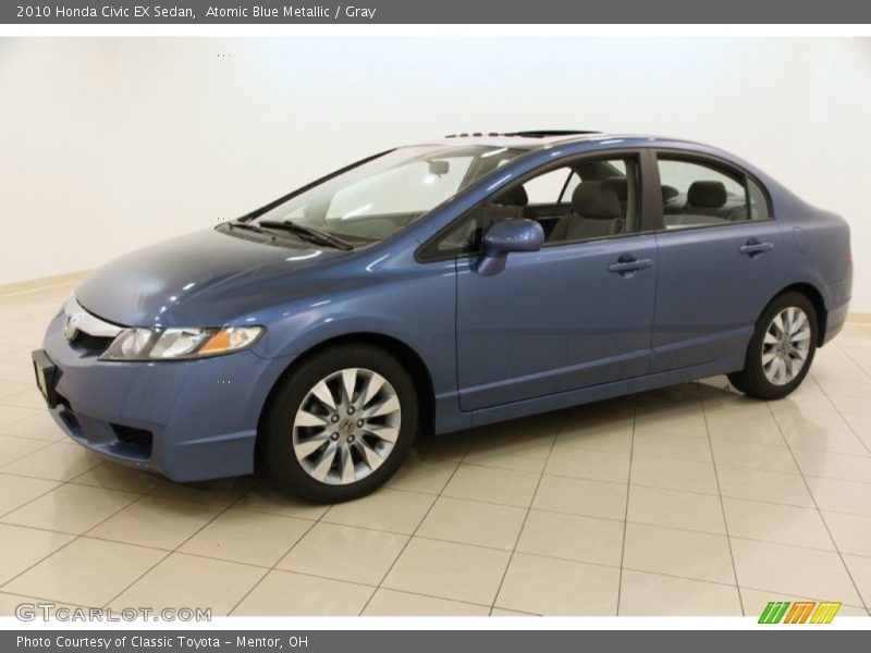 Front 3/4 View of 2010 Civic EX Sedan