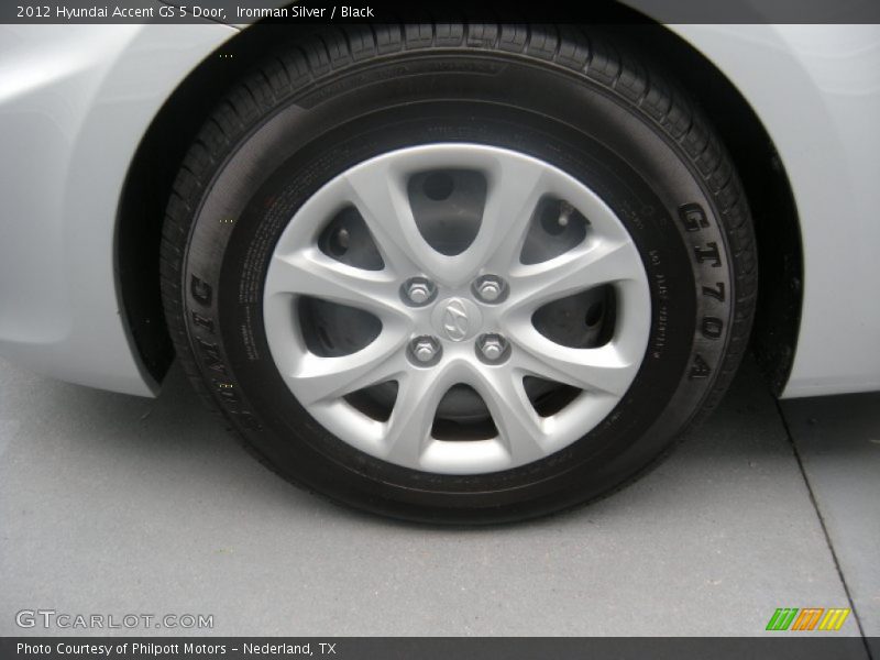Ironman Silver / Black 2012 Hyundai Accent GS 5 Door