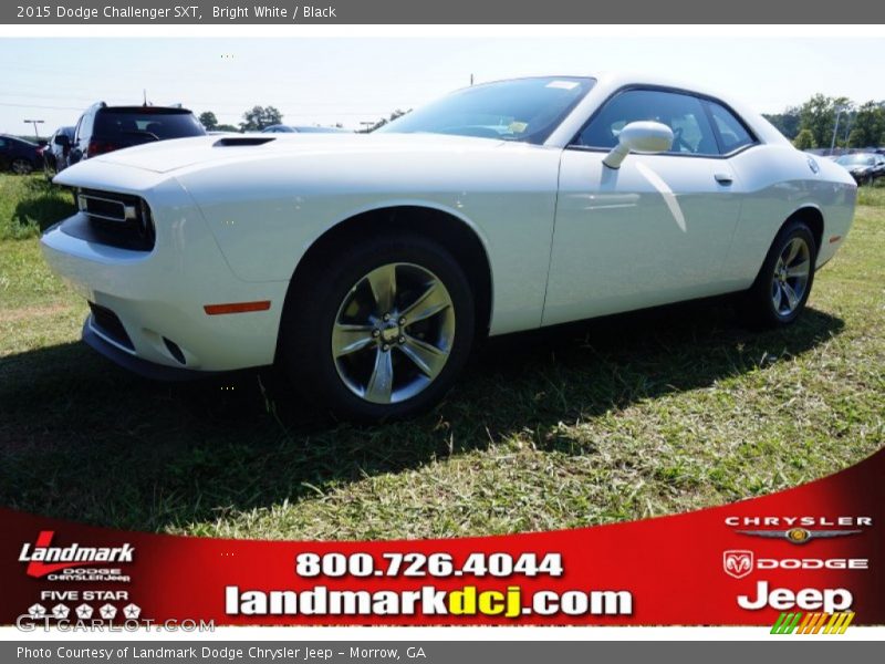 Bright White / Black 2015 Dodge Challenger SXT