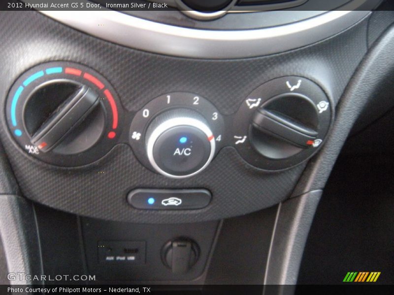 Ironman Silver / Black 2012 Hyundai Accent GS 5 Door