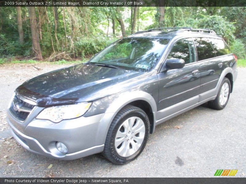 Front 3/4 View of 2009 Outback 2.5i Limited Wagon