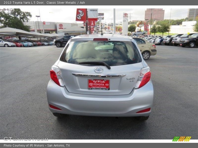 Classic Silver Metallic / Ash 2013 Toyota Yaris L 5 Door