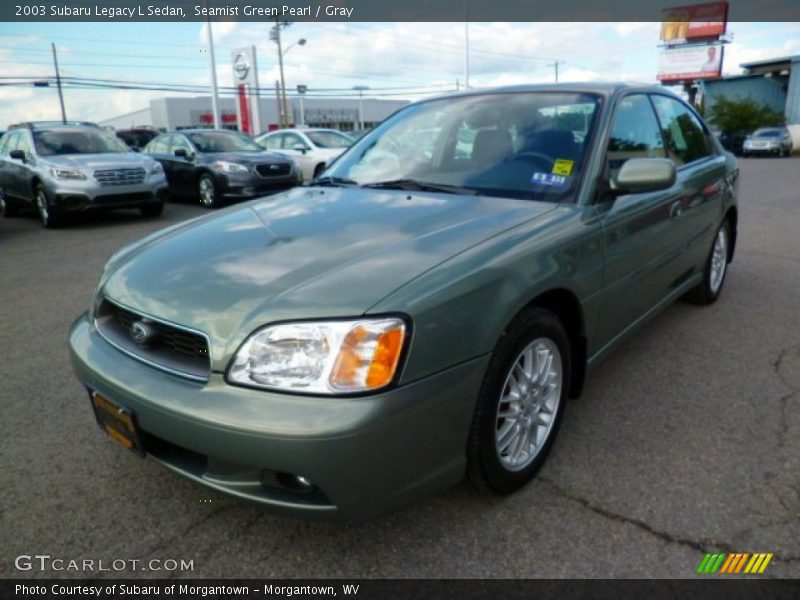 Front 3/4 View of 2003 Legacy L Sedan