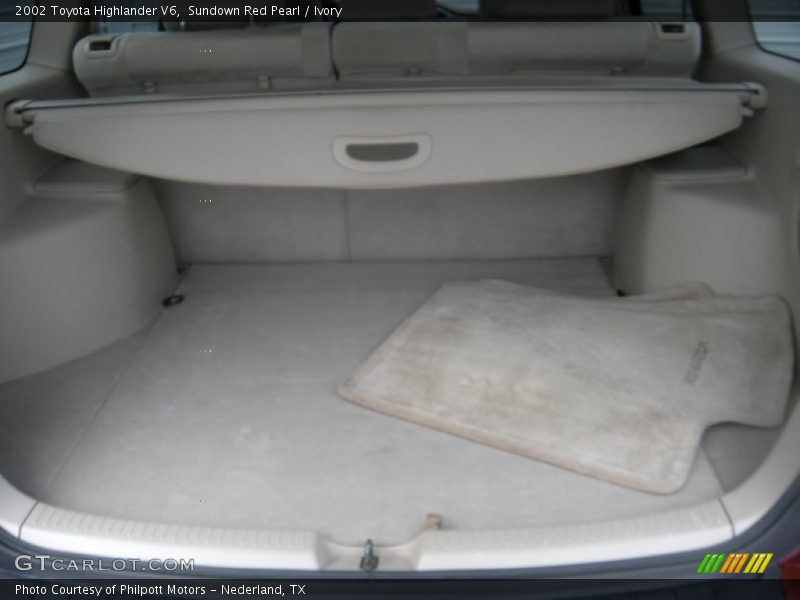 Sundown Red Pearl / Ivory 2002 Toyota Highlander V6