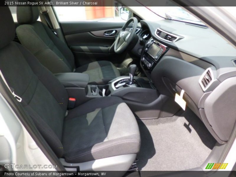 Brilliant Silver / Charcoal 2015 Nissan Rogue SV AWD