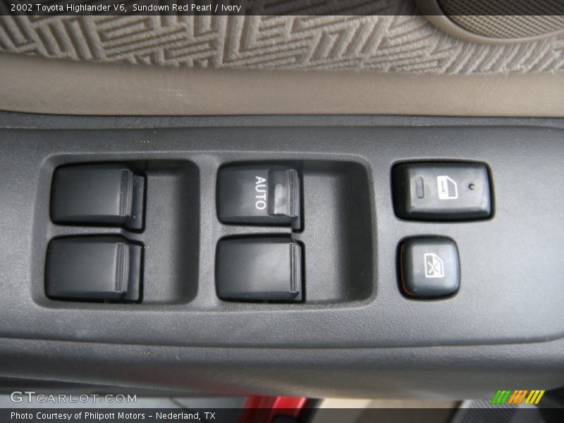Sundown Red Pearl / Ivory 2002 Toyota Highlander V6