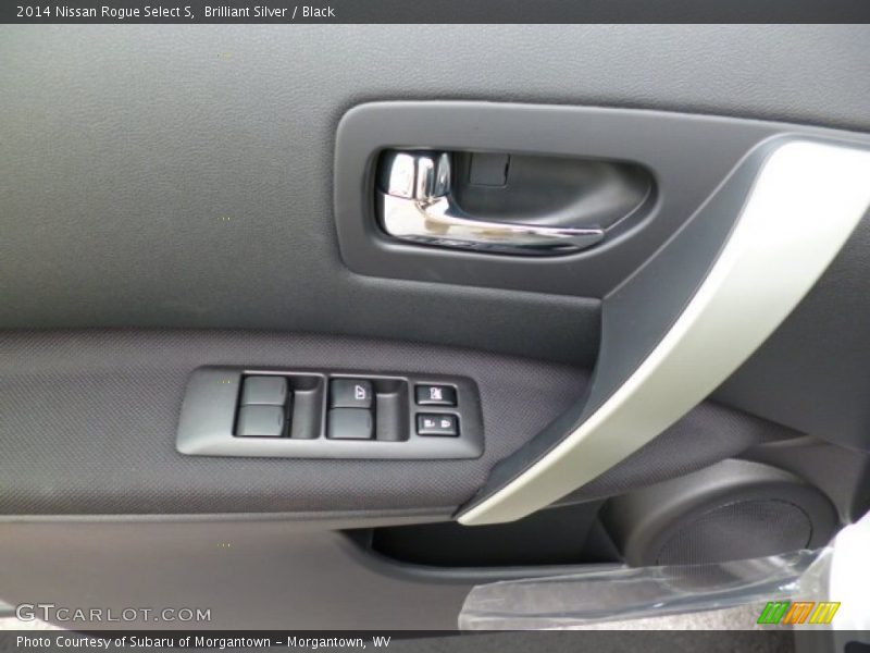 Brilliant Silver / Black 2014 Nissan Rogue Select S