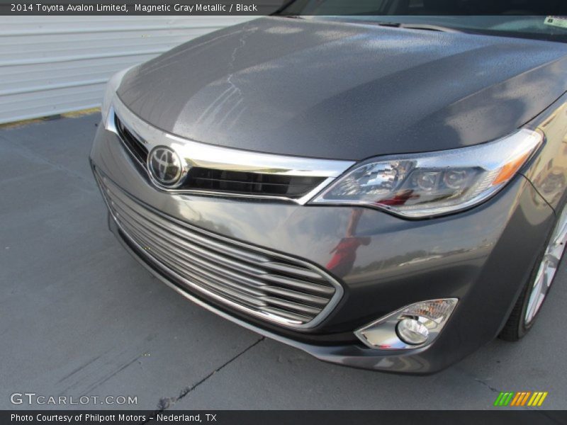 Magnetic Gray Metallic / Black 2014 Toyota Avalon Limited