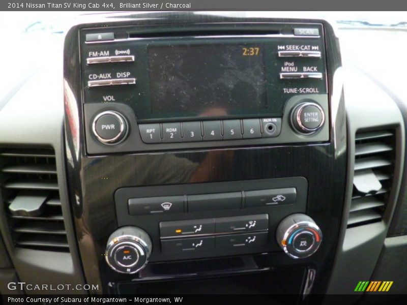 Brilliant Silver / Charcoal 2014 Nissan Titan SV King Cab 4x4